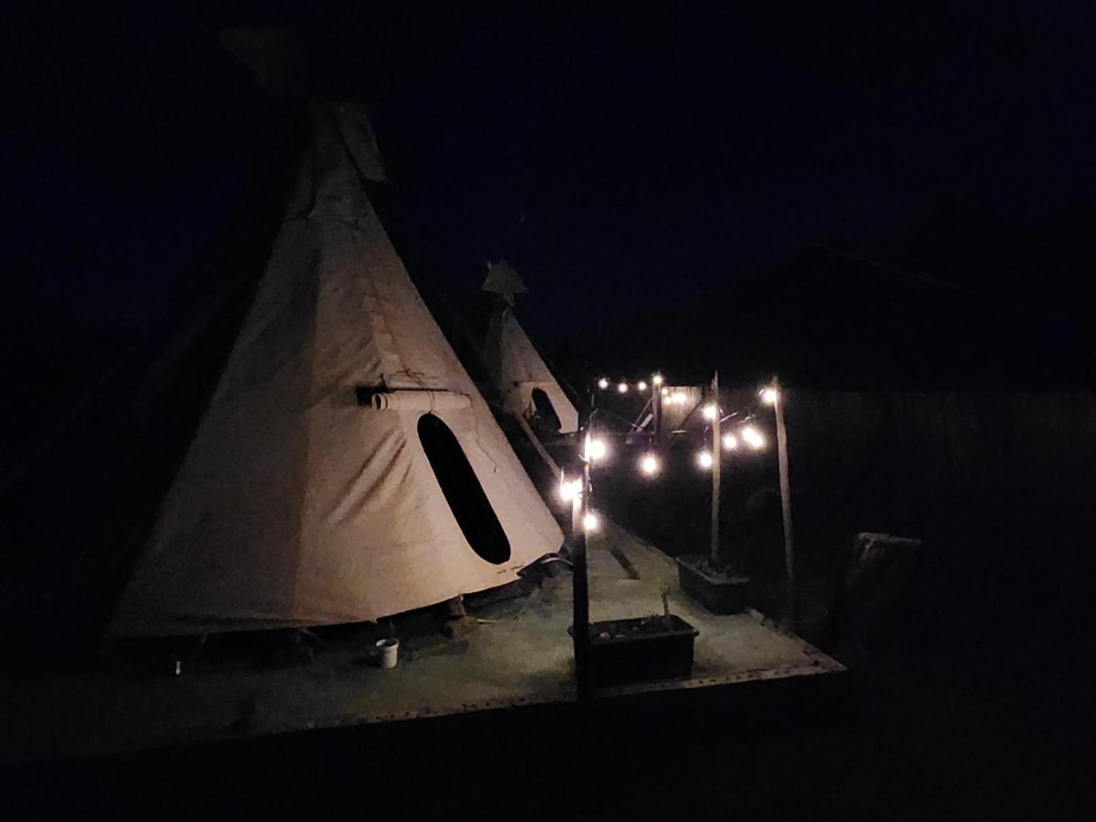 Tsitsikamma Wolf Sanctuary Eco Cabins & Teepees Stormsrivier Quarto foto