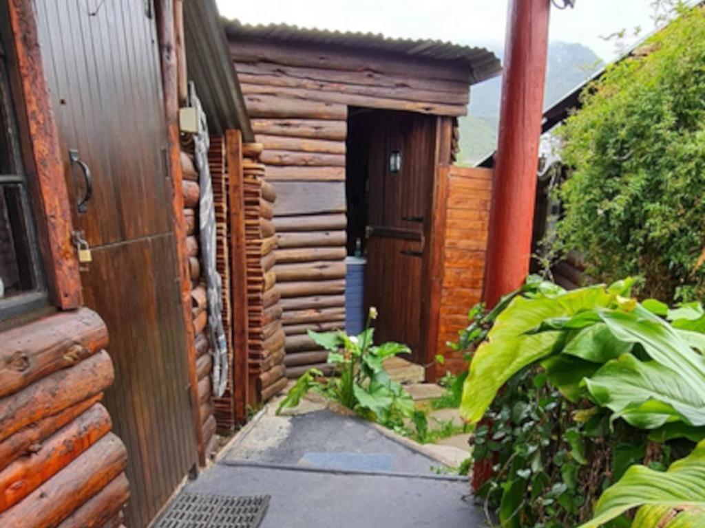 Tsitsikamma Wolf Sanctuary Eco Cabins & Teepees Stormsrivier Quarto foto